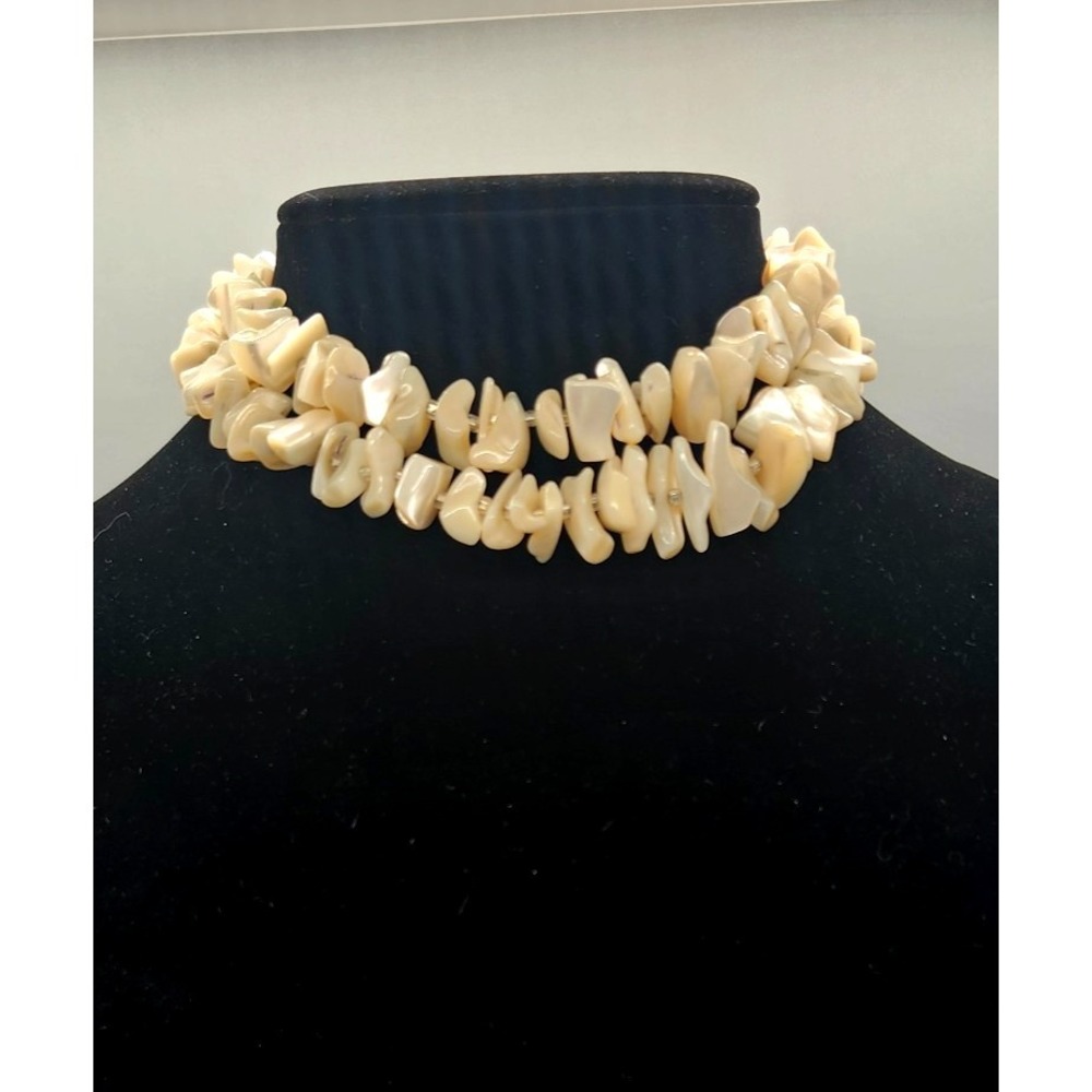 Heavy Flapper Off White Natural Chip Stone Necklace Strand Choker